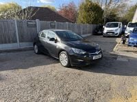 Used Vauxhall Astra Excite 2014 Black Hatchback