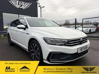Used VW Passat GTE 218 HP (160 kW) 2022 White Estate