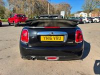 Begagnad Mini Cooper Cabriolet 2016 Svart Cab
