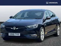 Begagnad Vauxhall Insignia SRi 162 HK (119 kW) 2018 Blå Halvkombi
