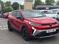 Used Renault Symbioz Iconic Esprit Alpine 143 HP (105 kW) 2025 Red  SUV