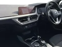 Used BMW 118 Comfort Edition 136 HP (100 kW) 2023 White Hatchback