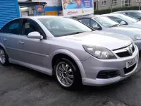 Used Vauxhall Vectra SRi 122 HP (89 kW) 2008 Silver Hatchback