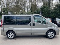 used Renault Trafic SL27dCi 115 Sport [Sat Nav] 9 Seater Q/S6 Euro 5