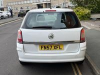 Used Vauxhall Astra Club 2007 White Van