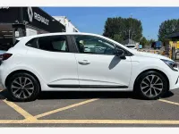Used Renault Clio Evolution 90 HP (66 kW) 2023 Solid  glacier white  Hatchback