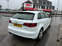 Used Audi A3 Sportback Sport 122 HP (89 kW) 2014 White Hatchback
