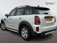 Usado Mini Cooper D Countryman Classic 148 CV (108 kW) 2021 Plateado SUV