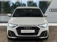 Używany Audi A1 S-Line 116 KM (85 kW) 2025 Biały SUV