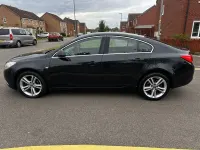Second-hand Vauxhall Insignia 2012 Negru Hatchback