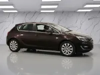 Used Vauxhall Astra Elite 165 HP (121 kW) 2014 Brown Hatchback