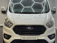 Used Ford Transit Custom Limited 130 HP (95 kW) 2019 White Van