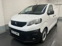 Käytetty Peugeot Expert Premium 2023 Valkoinen Van