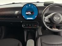 Begagnad Mini Cooper Hatch 133 kW (181 HK) 2024 Vit Halvkombi