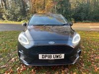 Usado Ford Fiesta ST-Line X 125 HP (91 kW) 2018 Preto Citadino
