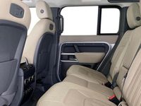 Used Land Rover Defender First Edition 240 HP (176 kW) 2020 Indus silver SUV