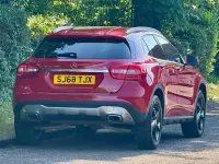Used Mercedes GLA200 156 HP (114 kW) 2018 Red SUV