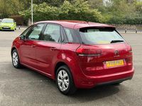 Used Citroën C4 PureTech 2019 Red MPV
