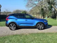 Used Volvo XC40 2018 Blue SUV