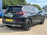 Used Vauxhall Grandland X SRi 128 HP (94 kW) 2021 Black SUV
