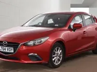 Used Mazda 3 120 HP (88 kW) 2014 Red Hatchback