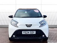 Used Toyota Aygo X 72 HP (52 kW) 2024 White SUV
