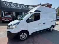 Used Renault Trafic Business 2017 White MPV