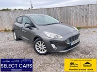 Begagnad Ford Fiesta Titanium 120 HK (88 kW) 2019 Grå Halvkombi