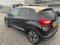 Used Renault Captur Dynamique 90 HP (66 kW) 2014 Black SUV