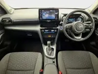 Used Toyota Yaris Hybrid 116 HP (85 kW) 2023 White Estate