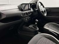 Used Hyundai i10 Advanced 62 HP (45 kW) 2024 Black Hatchback