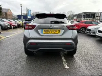 Usado Nissan Juke N-Connecta 2019 Cinzento SUV