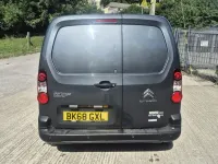 Used Citroën Berlingo 75 HP (55 kW) 2018 Grey MPV