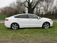 Used Ford Mondeo Titanium 180 HP (132 kW) 2016 White Hatchback