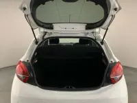 Used Peugeot 208 S 81 HP (59 kW) 2019 White Hatchback