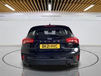 Used Ford Focus Zetec 125 HP (91 kW) 2020 Black Hatchback