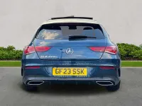 Usado Mercedes CLA220 AMG Line Premium Plus 2023 Azul Sedan