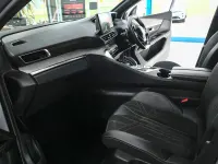Used Peugeot 5008 Premium 130 HP (95 kW) 2022 Cumulus grey SUV