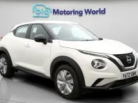 Usado Nissan Juke Acenta 114 HP (83 kW) 2023 Branco SUV