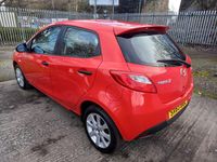 Używany Mazda 2 2014 Czerwony Hatchback