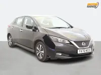 Begagnad Nissan Leaf Acenta 110 kW (150 HK) 2020 Svart Halvkombi