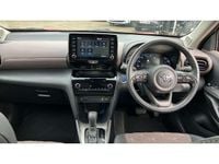 Used Toyota Yaris Cross 113 HP (83 kW) 2023 Red SUV