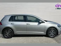 Used VW Golf VII SE 115 HP (84 kW) 2018 Silver Hatchback