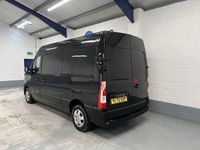 Begagnad Renault Master Business 2023 Svart Van