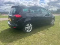 Used Vauxhall Zafira Tourer SRi 140 HP (102 kW) 2017 Black MPV
