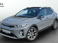 Begagnad Kia Stonic 118 HK (86 kW) 2022 Grå SUV