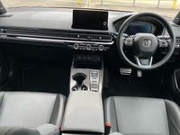 Begagnad Honda Civic Advance 143 HK (105 kW) 2025 Svart Halvkombi