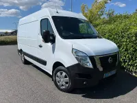 Used Nissan Interstar Tekna 135 HP (99 kW) 2022 White Van