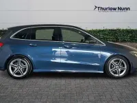 Used Mercedes B200 Executive 163 HP (119 kW) 2021 Blue Hatchback
