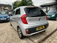 Used Kia Picanto 68 HP (50 kW) 2015 Silver Hatchback